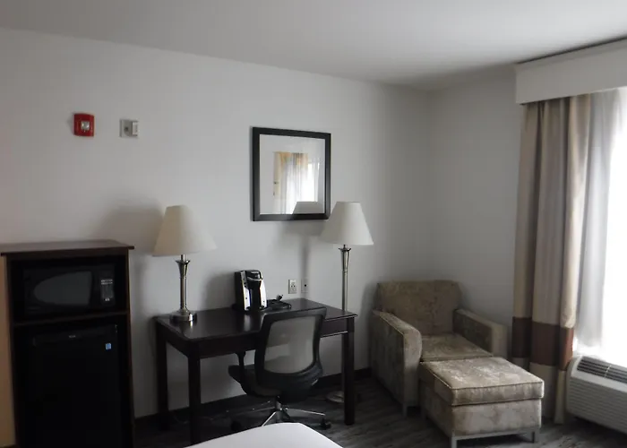 Holiday Inn Express West Jefferson By Ihg