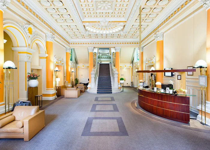 Grand Hotel Du Tonneau D'Or