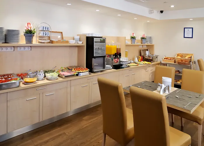 Promenade Hotel By Mellow Mood Hotels