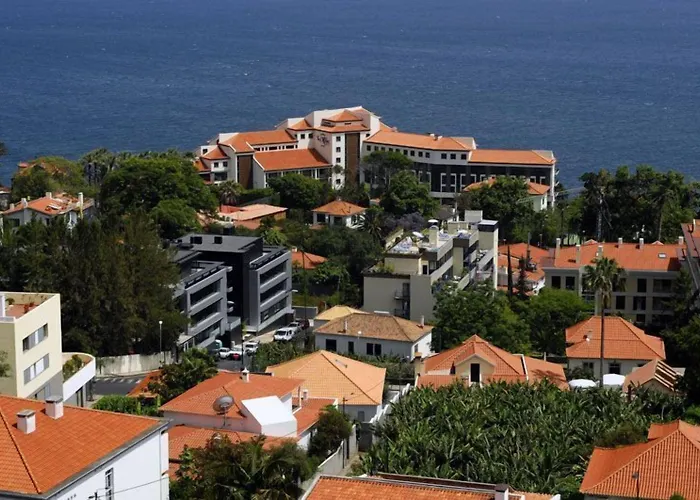 Terrace Mar Suite Hotel