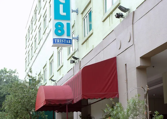 Hotel 81 Tristar