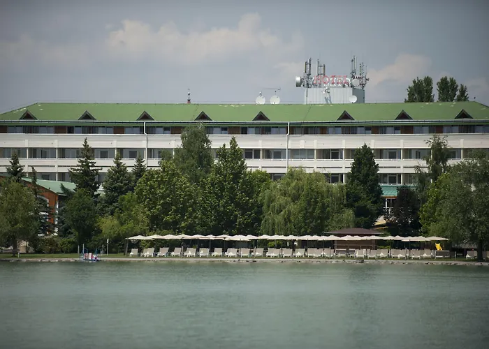 Hotel Marina Port