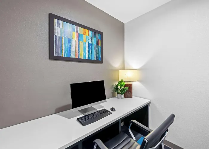 Best Western Palace Inn & Suites