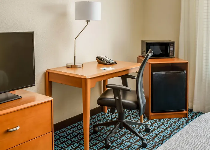 Fairfield By Marriott Peoria East