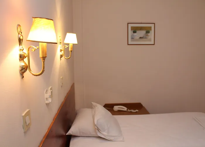 Nefeli Hotel