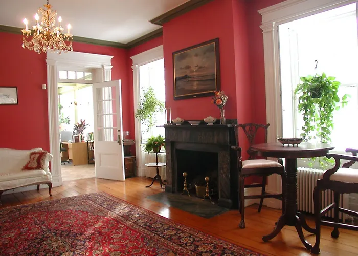 Delano Homestead Bed And Breakfast