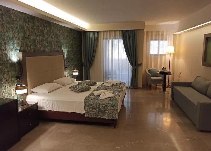 King Minos Hotel