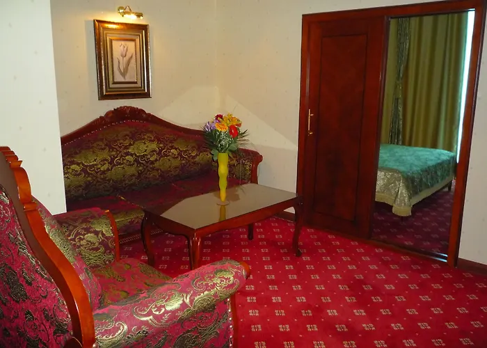 W Regal Boutique Hotel&Spa