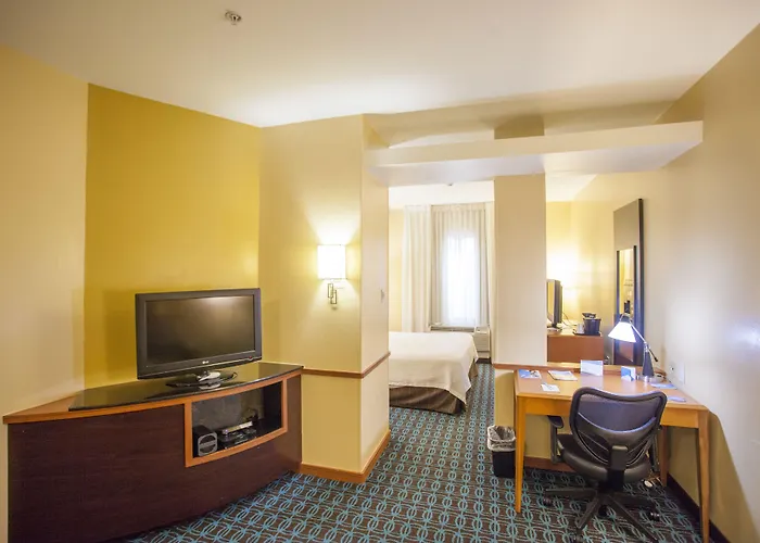 Fairfield Inn & Suites Houston Channelview