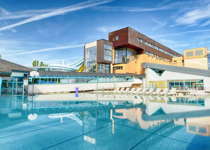 Hotel Aquacity Mountain View