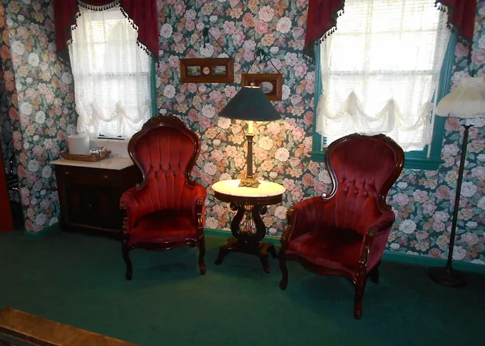 West Ridge Bed And Breakfast