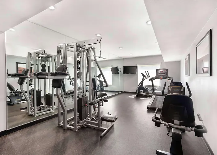 Best Western Carthage Inn & Suites