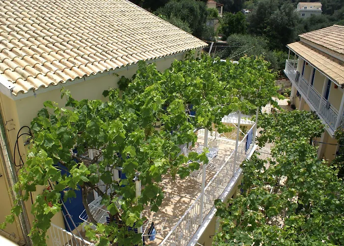 Sebastian'S Family Hotel And Taverna - Agios Gordios Beach
