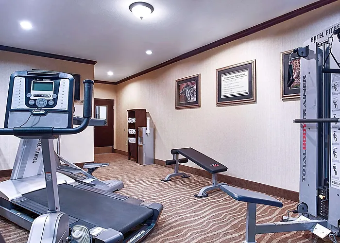 Best Western Plus Royal Mountain Inn & Suites