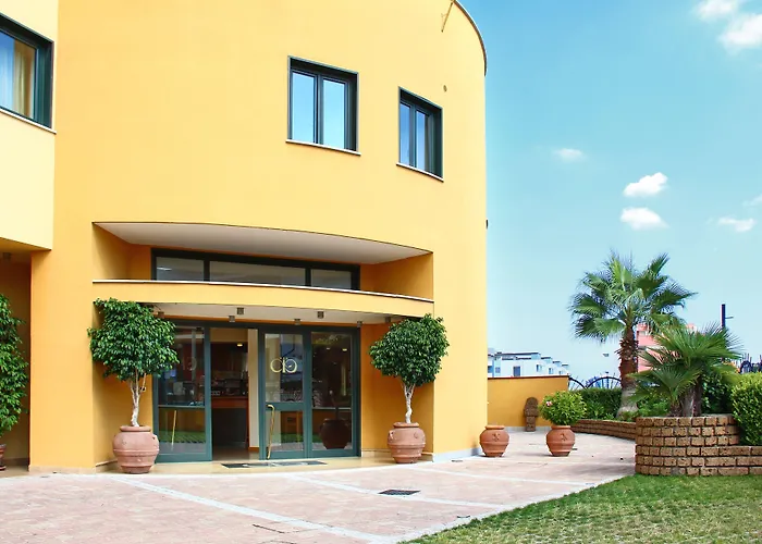 City Hotel