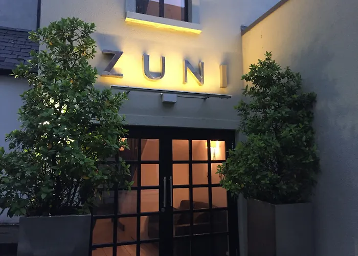 Zuni Restaurant&Boutique Hotel