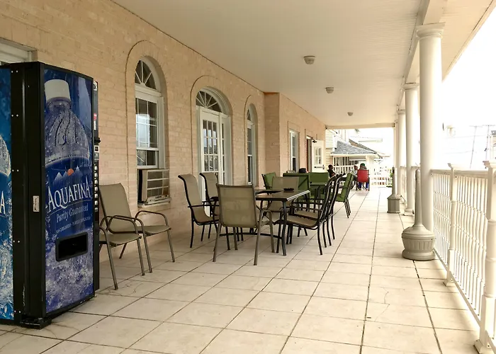 The Belmar Inn