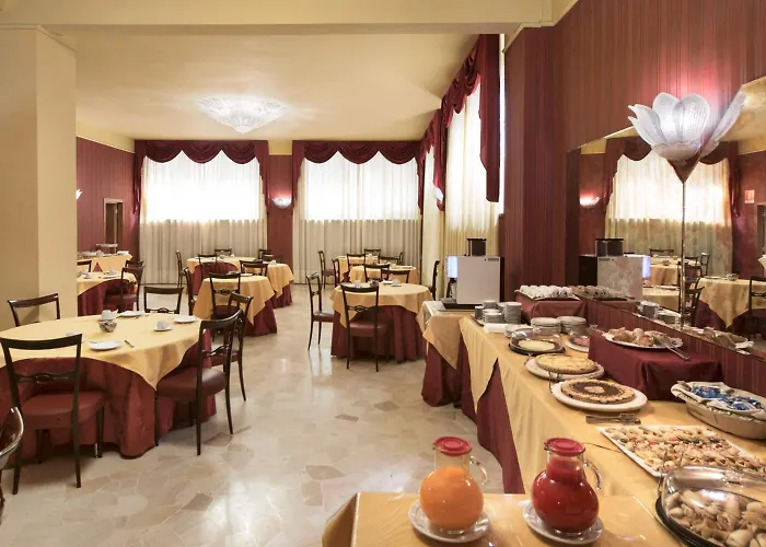 Hotel De Paris
