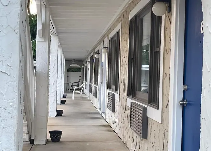 Point Pleasant Inn