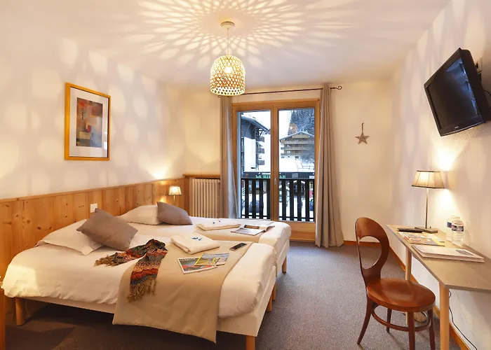 Hotel Eliova L'Eau Vive