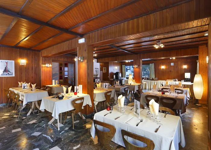 Hotel Eliova L'Eau Vive