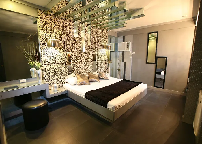 Victoria Court North Edsa