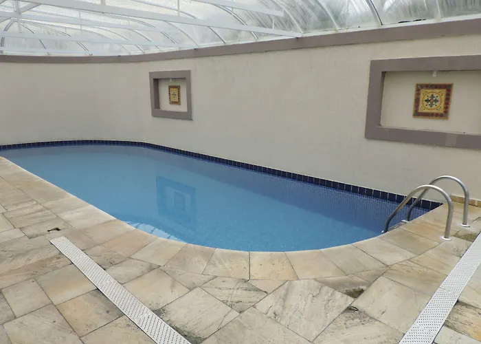 Hotel Costa Balena, Conforto e Piscina aquecida e coberta a 100m da Praia da Enseada