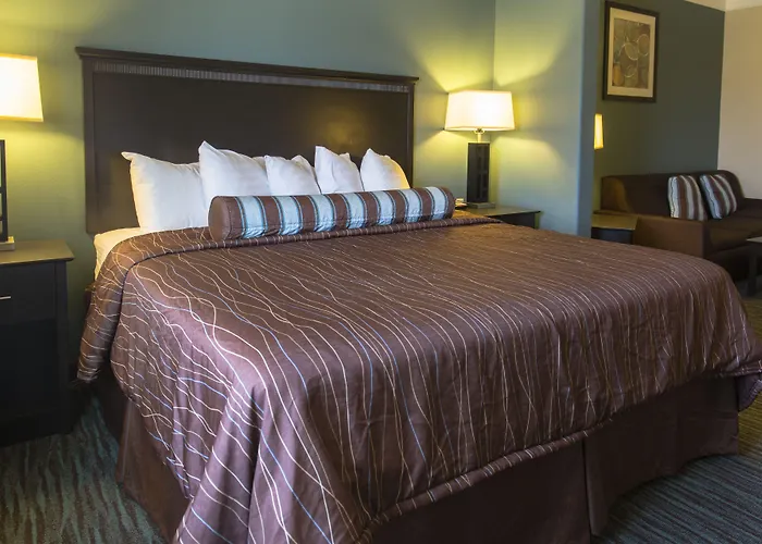 Red River Inn And Suites