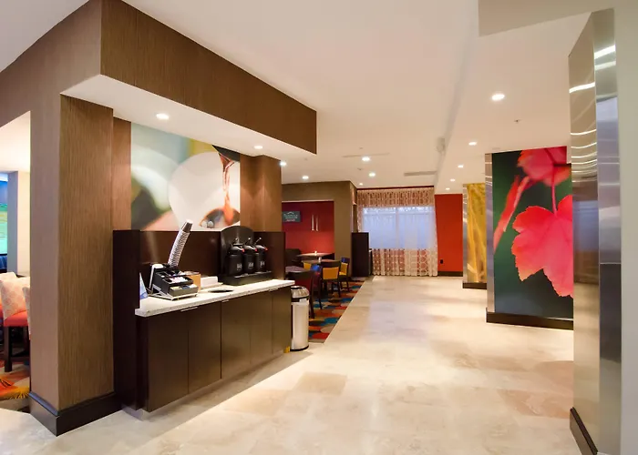 Fairfield Inn And Suites By Marriott North Spring