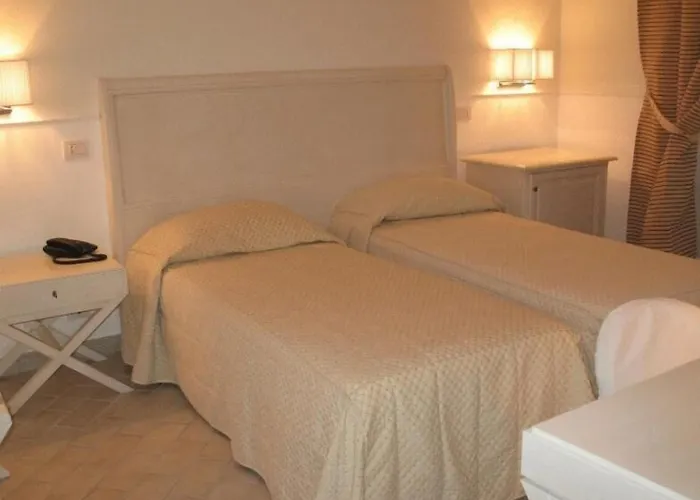 Helios Hotel