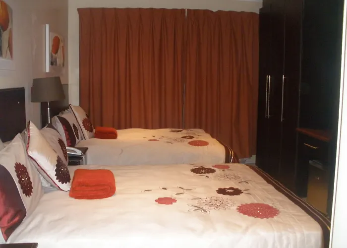 Jay And Bee Guesthouse