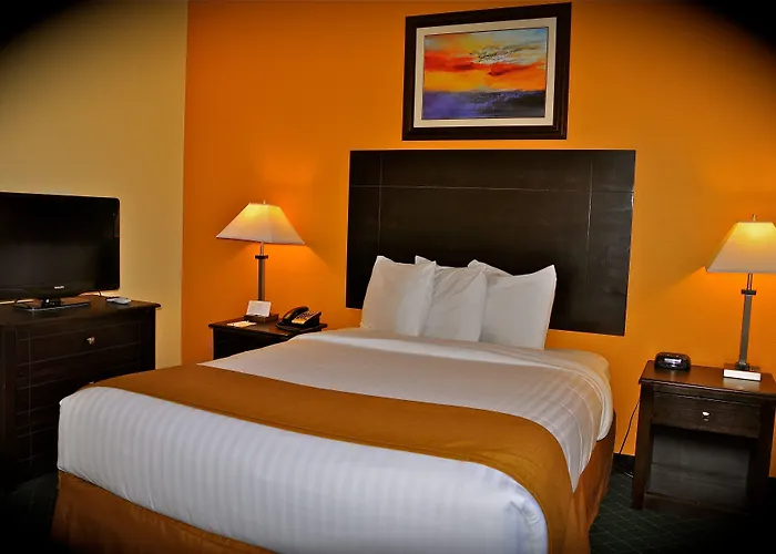 Landmark Inn Fort Irwin