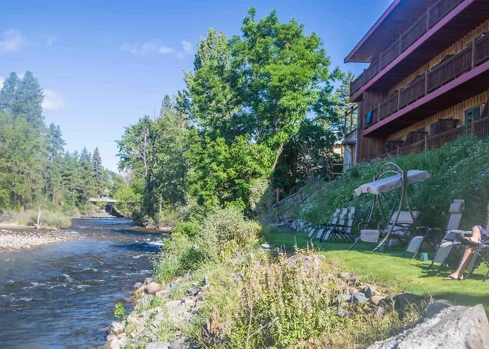 Hotel Rio Vista