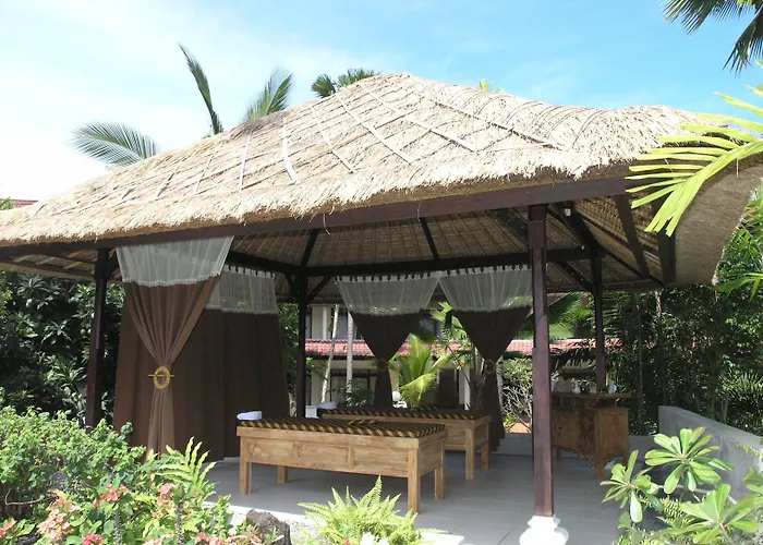 Palm Beach Hotel Bali
