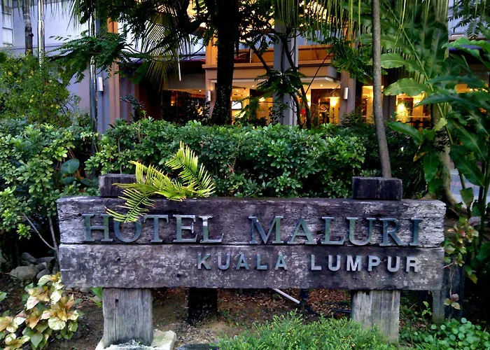 Hotel Maluri