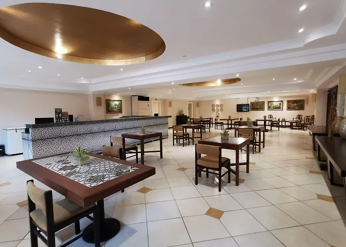 Tagaytay Country Hotel