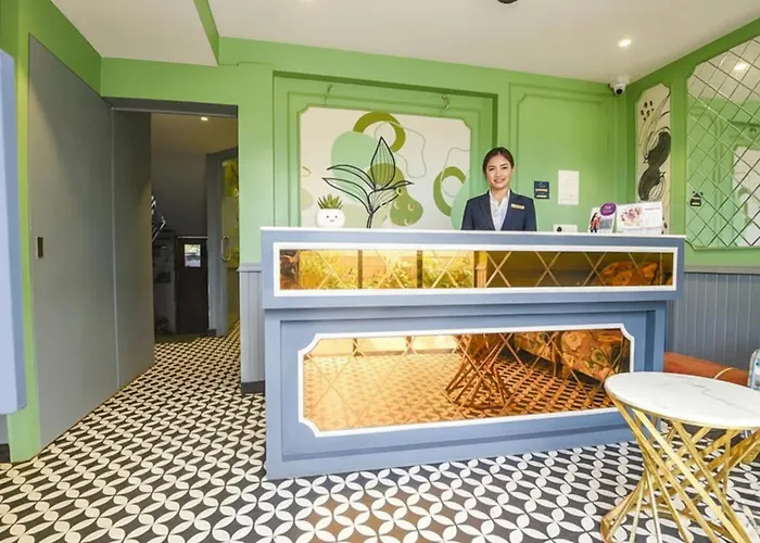 Fabhotel Avasa Grand