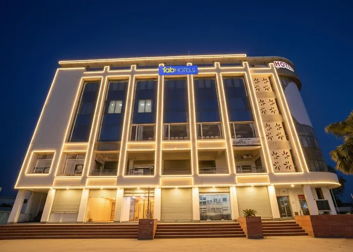 Fabhotel Galaxy I - Inside Sai Avenue Ahmedabad