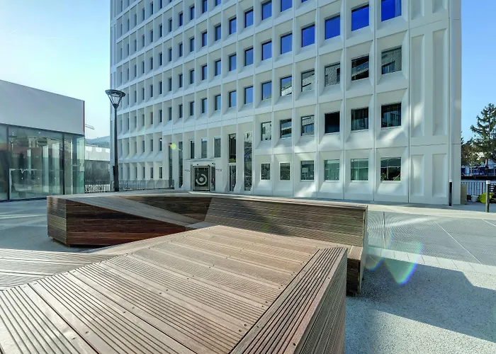 Appart'City Paris Vélizy