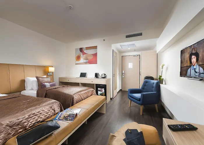 Bo33 Hotel Family & Suites