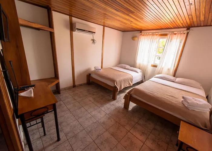 Hotel Posada Los Delfines