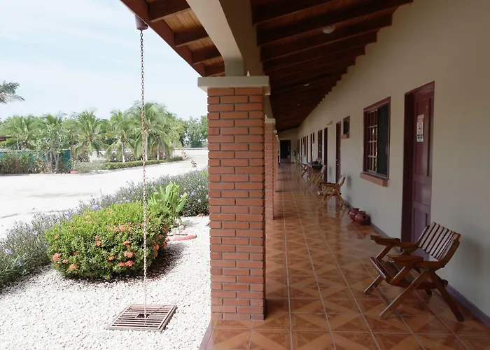 Hotel La Arena
