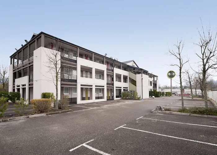 B&B Hotel Grenoble Universite 1