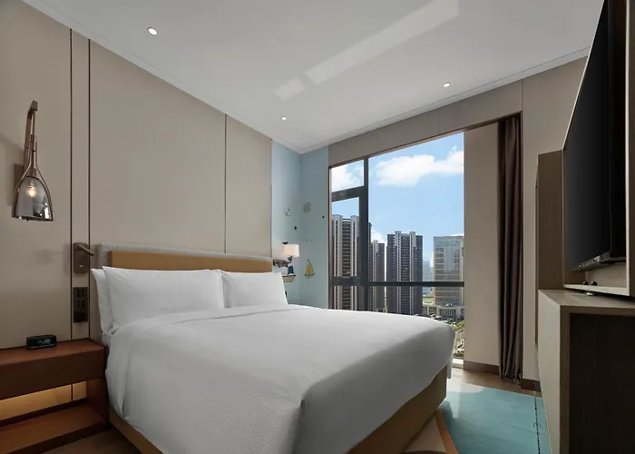 Doubletree By Hilton Yantai Golden Coast Hotel & Suites