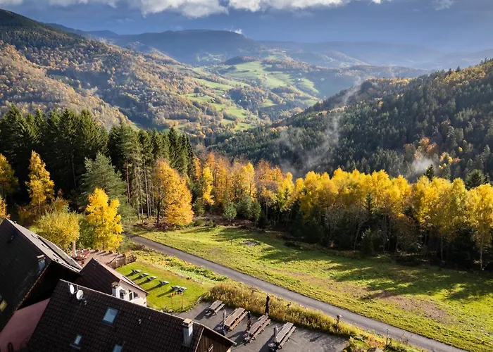 Auberge De L'Etang Du Devin