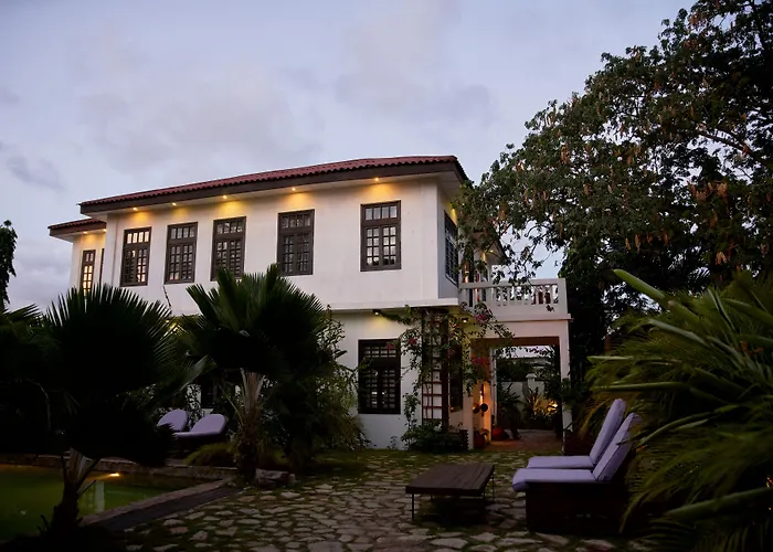 Olma Hotel & Suites