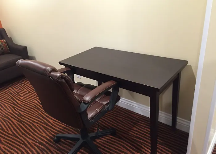 Convention Center Inn & Suites