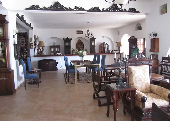 Porto Scoutari Romantic Hotel
