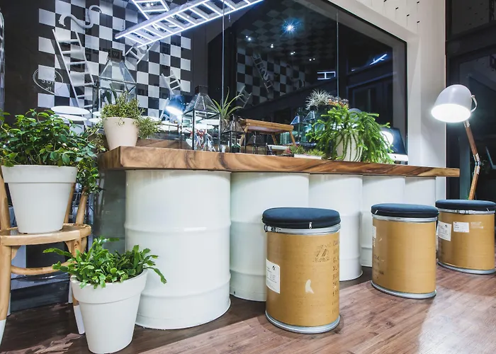 Blu Monkey Hub And Hotel Phuket Town- Free All Day Coworking Space