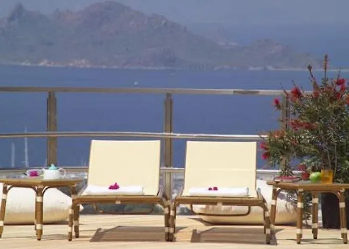 Hawthorn-Karaca Resort Hotel